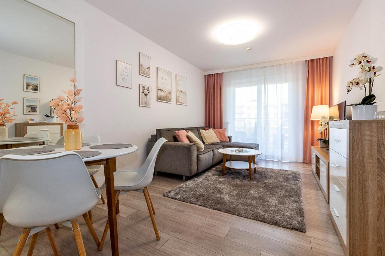 Omi Apartments コウォブジェク エクステリア 写真