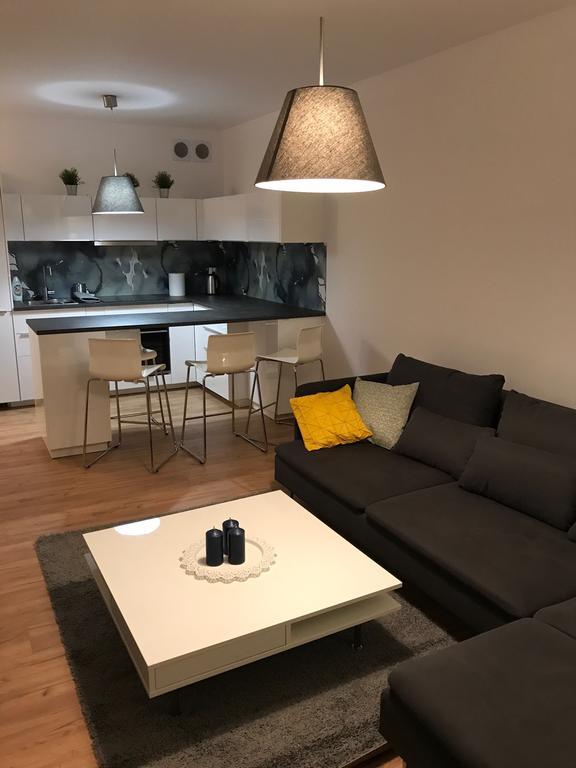Omi Apartments コウォブジェク エクステリア 写真