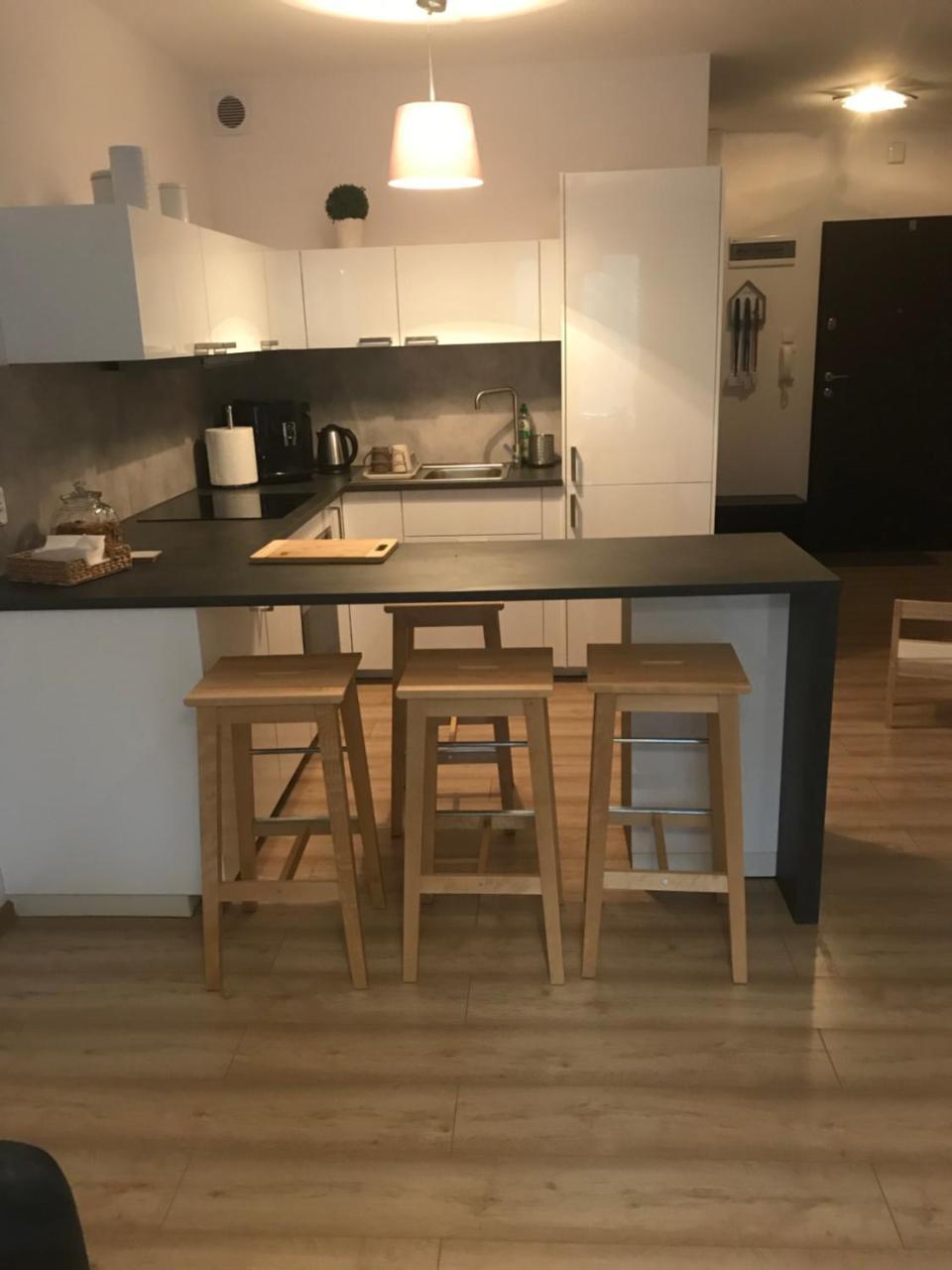 Omi Apartments コウォブジェク エクステリア 写真